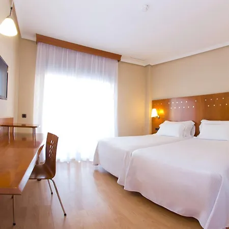 Nh San Pedro De Alcantara Hotel