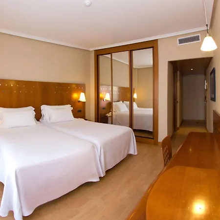 Nh San Pedro De Alcantara Hotel 3*