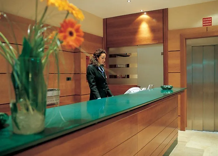 Hotell Nh San Pedro De Alcantara 3*